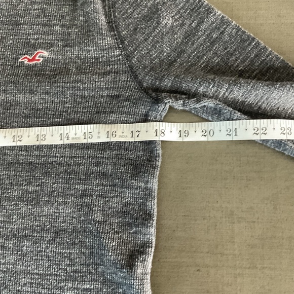 Hollister Men’s Charcoal Gray Thermal Waffle Knit Long Sleeve Tee Size Small - Picture 3 of 6